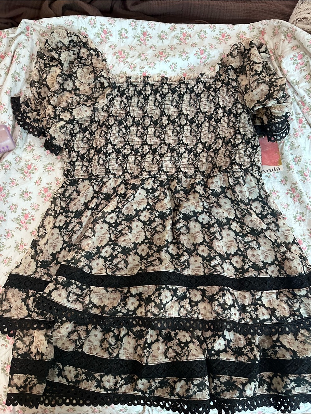 ARULA Black & Cream Floral Smocked Puff-Sleeve Dress
